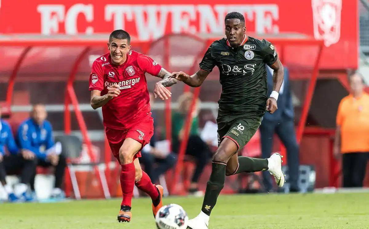 彼此差距只 彼此差距只