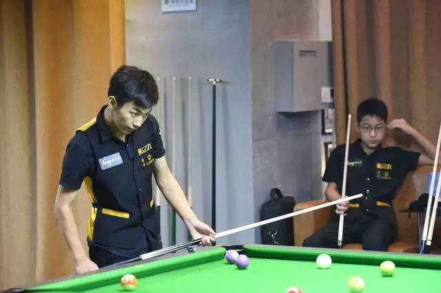 签约那天 签约那天