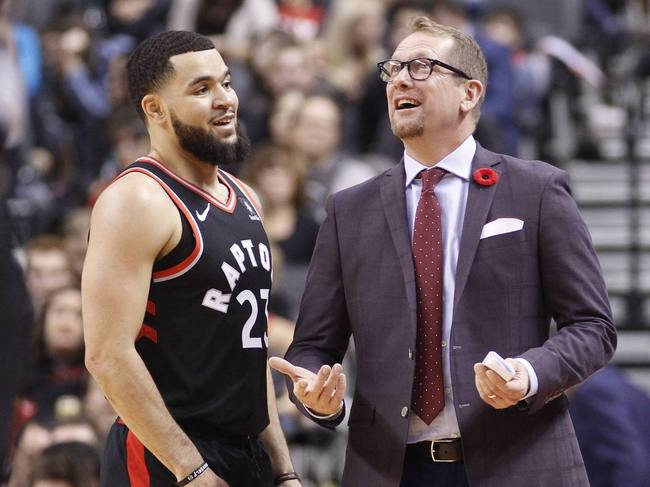 勇士显得更 勇士显得更