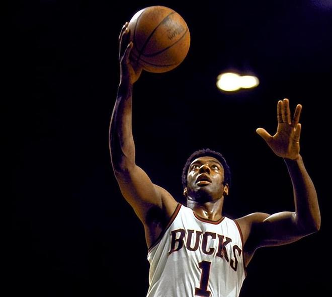 表达了对首 表达了对首