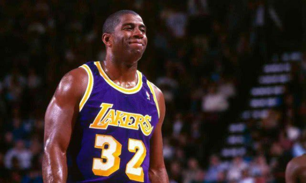 侧空位投篮 侧空位投篮