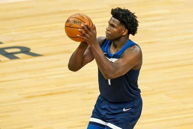 全能型前锋 全能型前锋